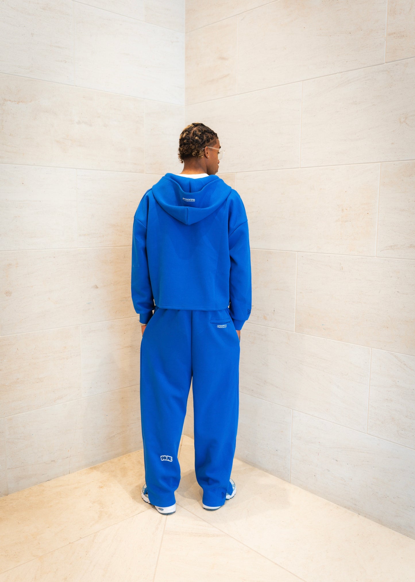 PRÉ-COMMANDE ENSEMBLE DKÆ BLEU ÉLECTRIQUE S25-G2
