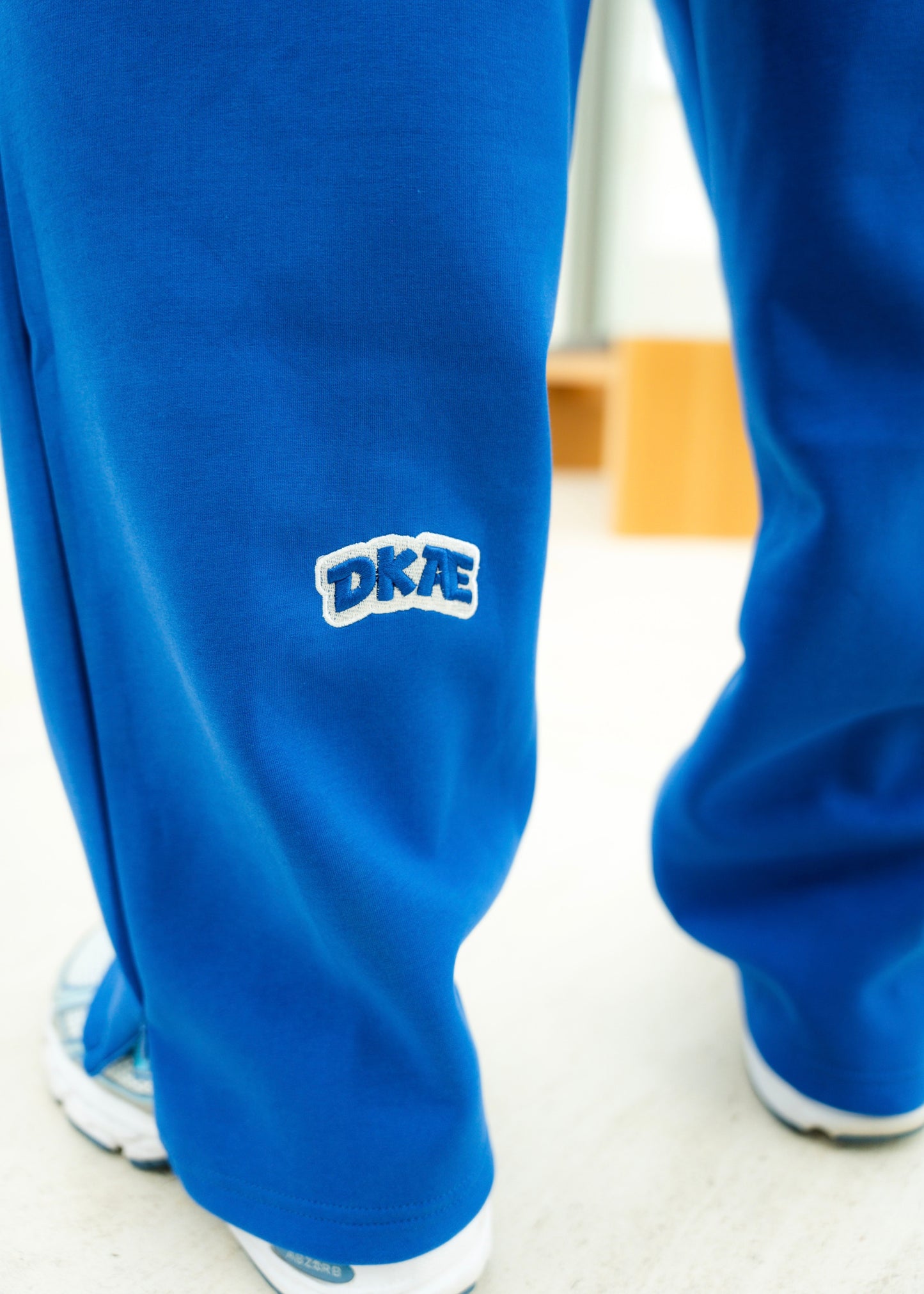 PRÉ-COMMANDE ENSEMBLE DKÆ BLEU ÉLECTRIQUE S25-G2