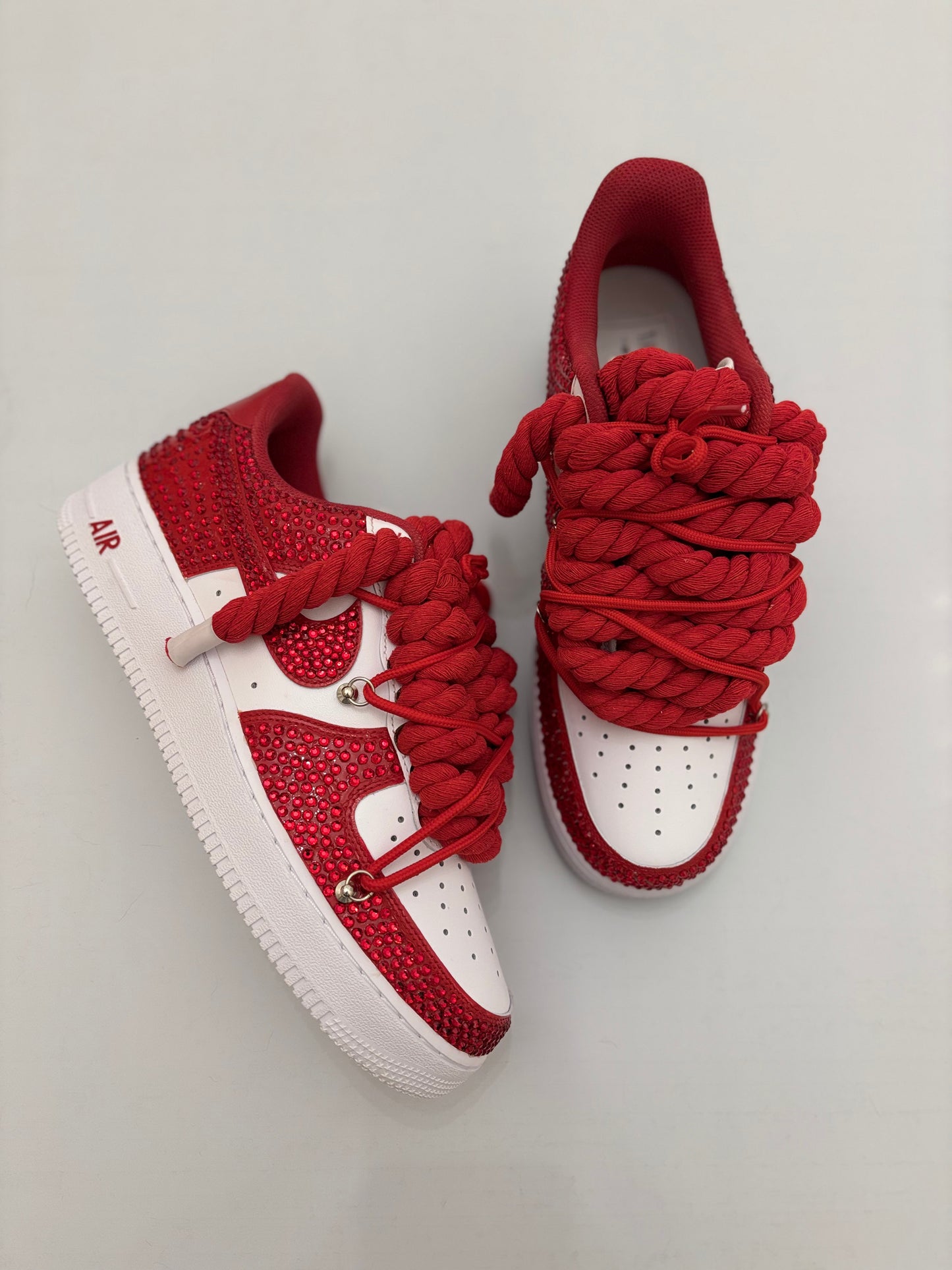 AF1 ROUGE & BLANC x STRASS