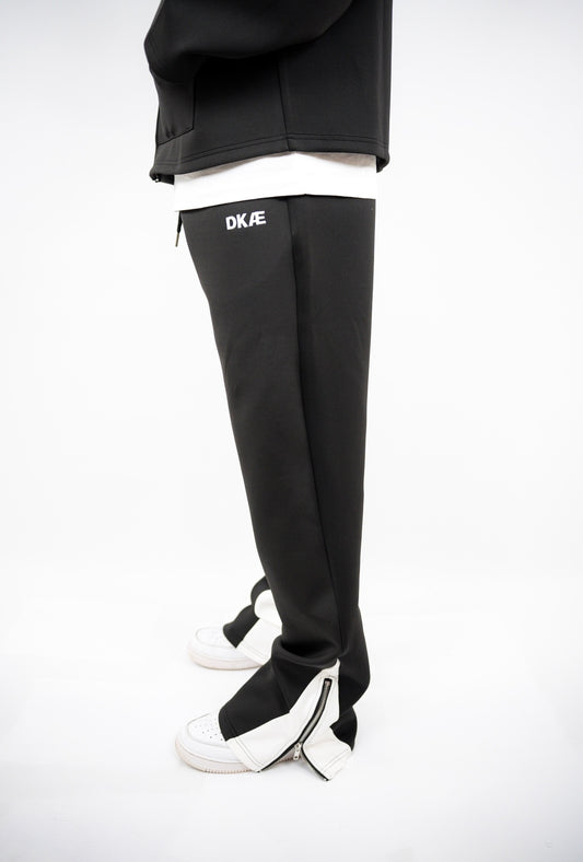 DKÆ SIMPLE LOGO OVERSIZE PANTS